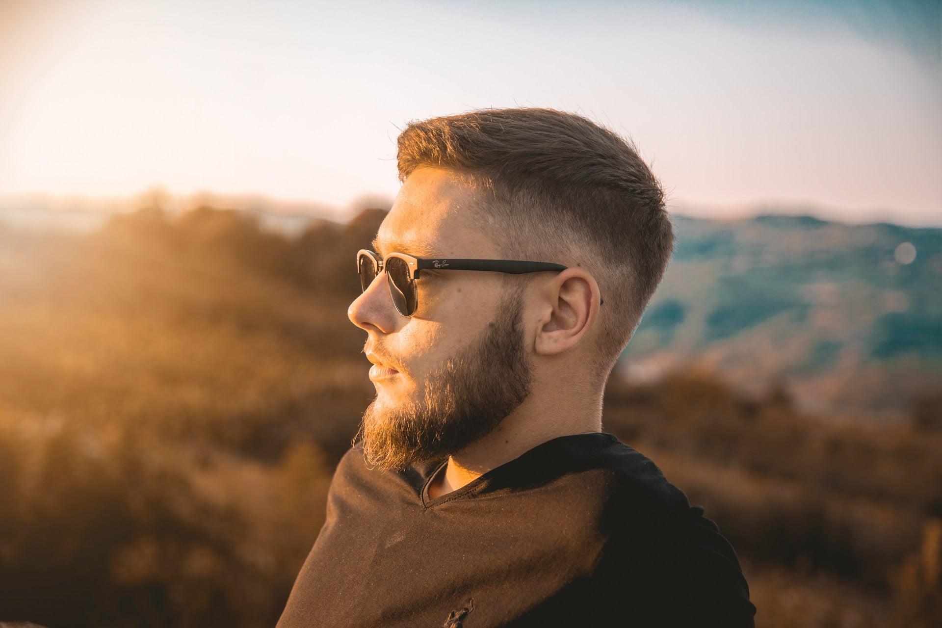 „Meine Kollegin war einfach nett – und plötzlich wusste ich, dass meine Freundin toxisch ist" — Geist & Seele