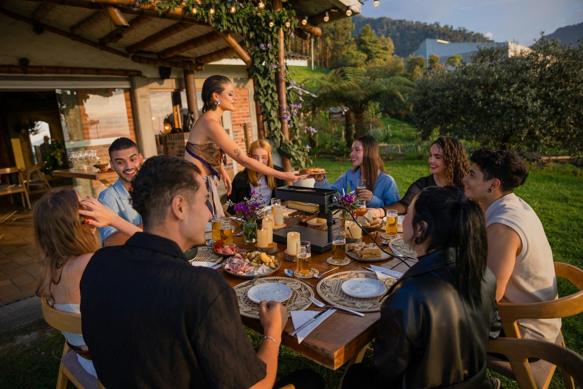 Kopfschmerzen und rote Flecken nach der Grillparty? Oft ist nicht der Alkohol schuld — Gesundheit
