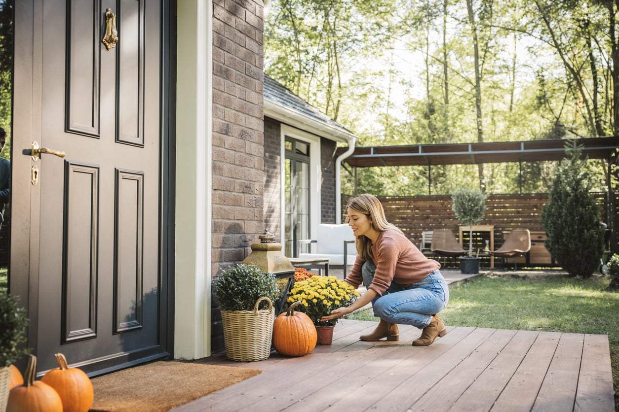 Autumn Outdoor Decor: The Most Beautiful Ideas for Your Entrance, Terrace, and Garden — Decor