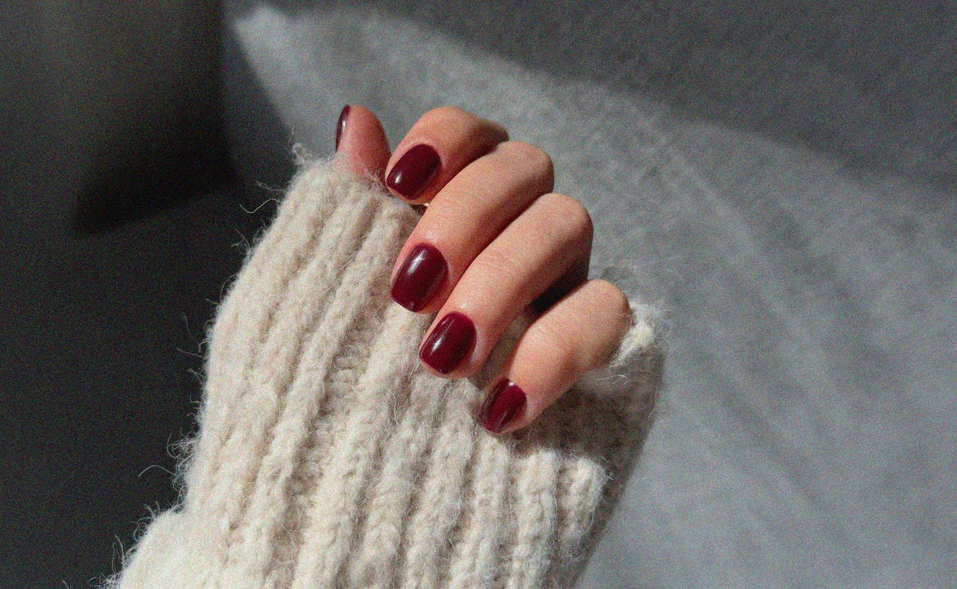 Manicure elegante per unghie corte: questi sono i colori perfetti per l'autunno — Stile