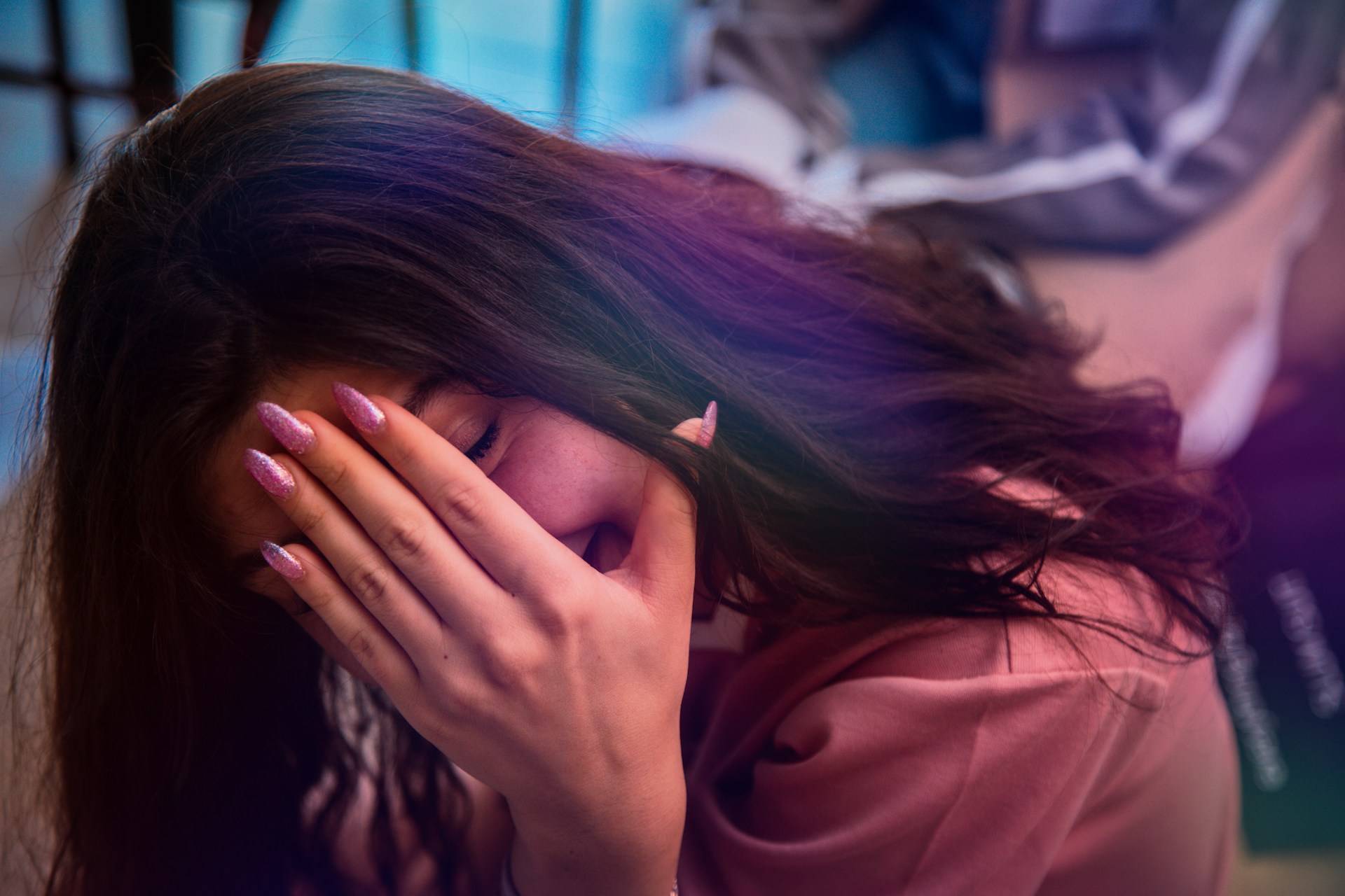 « J'ai dû rentrer vivre chez ma mère » — ce qui se passe vraiment quand on retourne chez ses parents après 30 ans
